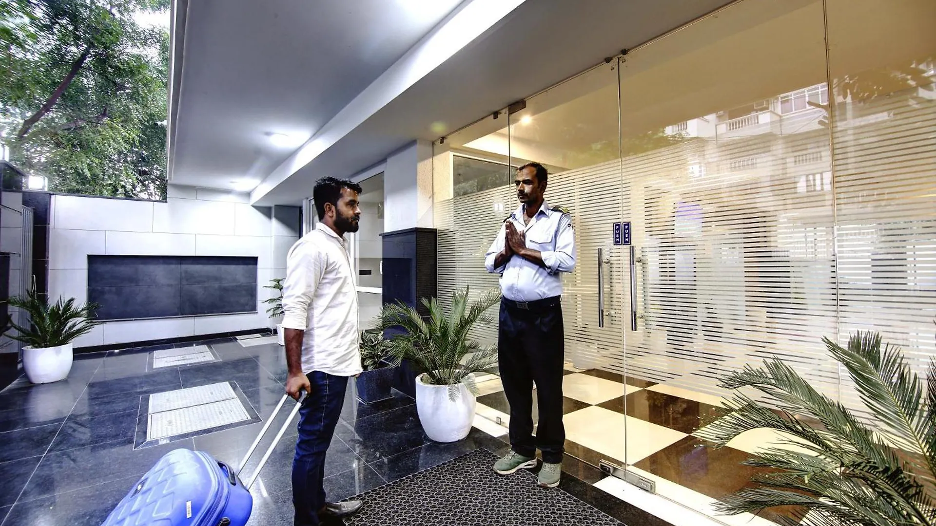 360 Degree Hotel Gurgaon